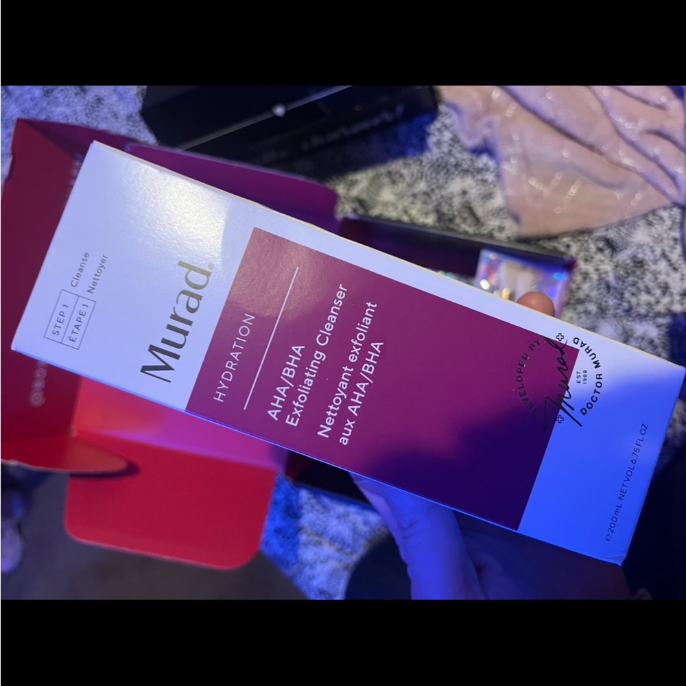 Mira’s facial cleanser new in box.
